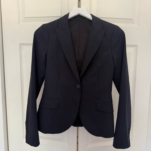Theory Women's Navy Blue Single Button Blazer Wool Lycra Blend Size 2 - Picture 2 of 7
